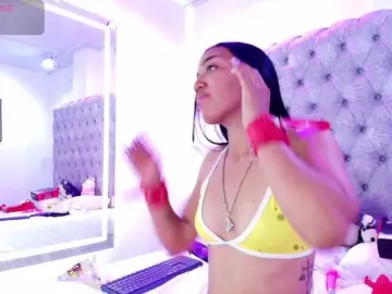 Bongacams Watch Live Sex Cams of Zoe-moon