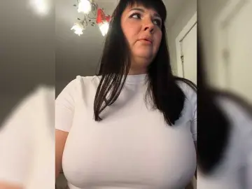 Bongacams Private Sex Chat of Tina-Dolly