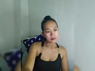 Bongacams Adult Video Chat of Kiana11