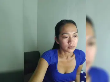 Bongacams Watch Live Sex Cams of Kiana11