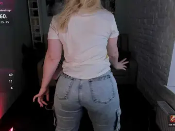 Bongacams Watch Live Sex Cams of StellaVanilla