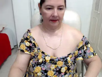 Bongacams Private Sex Chat of leonela-68