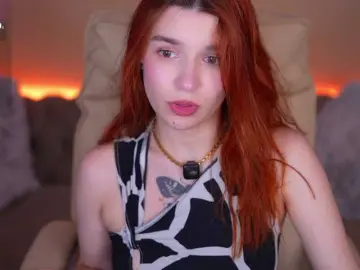 Bongacams Best Webcam of RedShinee
