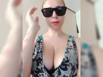 Bongacams Free Porn Cam of DashaKisa951