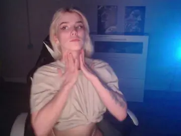 Bongacams Best Webcam of KissMeSlow-