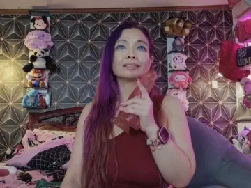 Bongacams Free Porn Cam of YummyMeily