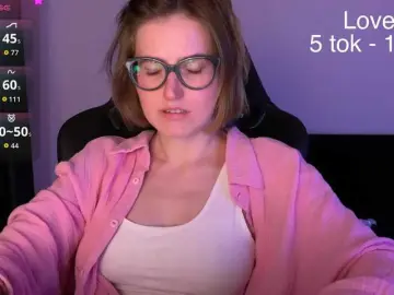 Bongacams Sex Cam of Sexy-Sweets