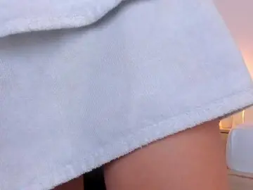 Bongacams Watch Live Sex Cams of lucy-blue28