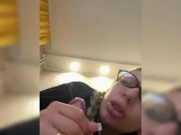 Bongacams Watch Live Sex Cams of laskishow