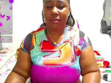 Bongacams Nude Webcam of thickebonymilf
