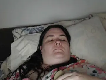 Bongacams Live Sex Cam of KittyDrive111
