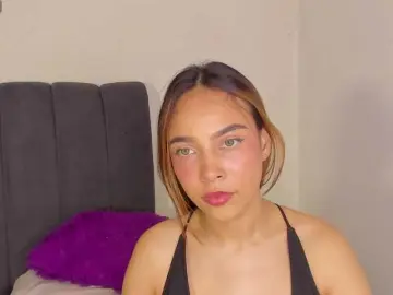 Bongacams Private Sex Chat of evelin-33