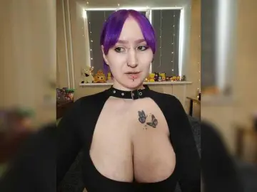 Bongacams Nude Webcam of Darcy-666