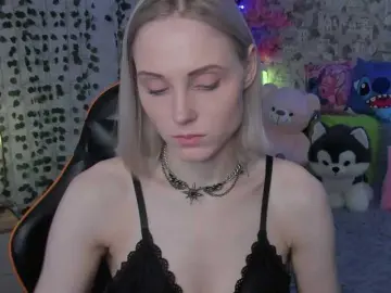 Bongacams Adult Video Chat of GinaGinaLove