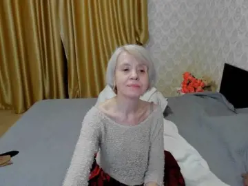 Bongacams Nude Webcam of aminalive