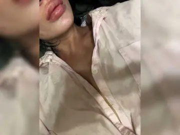 Bongacams Free Porn Cam of NotBellucci