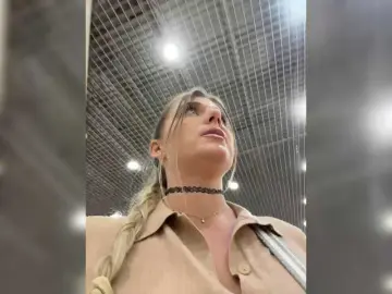 Bongacams Free Porn Cam of KotiMrrr