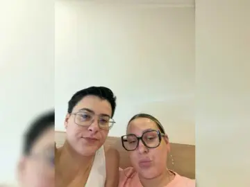 Bongacams Private Sex Chat of dreamteamgirls