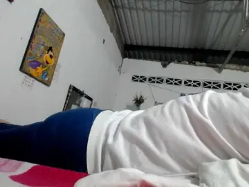Bongacams Live Sex Cam of maturehornykinky