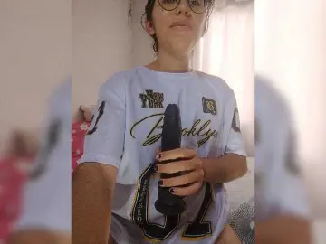 Bongacams Live Porn of skinny333