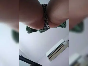 Bongacams Live Porn of skinny333