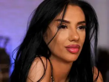 Bongacams Watch Live Sex Cams of HailyeMilf