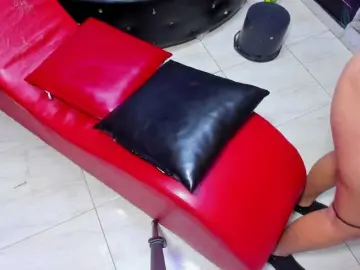 Bongacams Free Porn Cam of jessi-and-boy