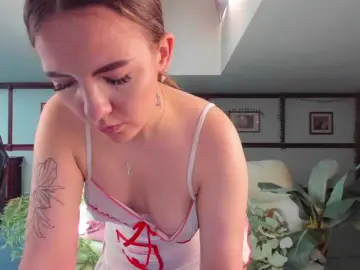 Bongacams Free Live Porn of KiraRustle