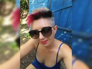 Bongacams Live Porn of BUSINKA-25