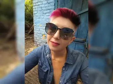 Bongacams Live Sex Cam of BUSINKA-25