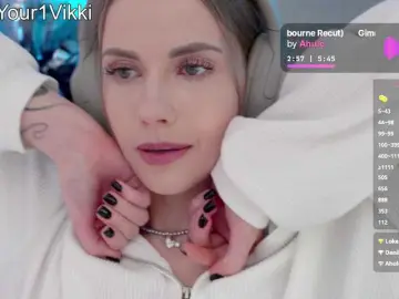 Bongacams Sex Chat of -VikkiL0vesCheese-
