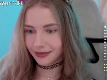 Bongacams Adult Video Chat of -VikkiL0vesCheese-