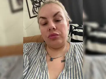 Bongacams Free Live Porn of RobinLili