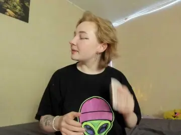 Bongacams Free Live Porn of FlexxyLexy