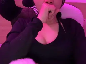 Bongacams Live Sex Cam of Julia-Zhen