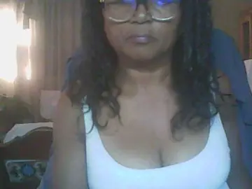 Bongacams Nude Webcam of hotmomsexy