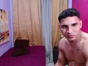 Bongacams Nude Webcam of bitchdestroy