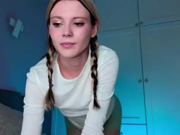 Bongacams Adult Video Chat of Alicee-teasee
