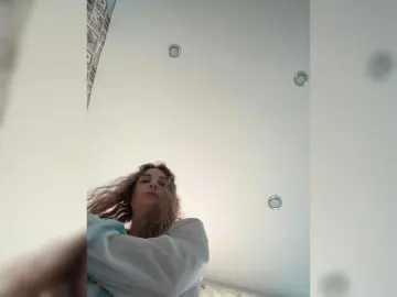 Bongacams Best Webcam of CreamRaspberrya