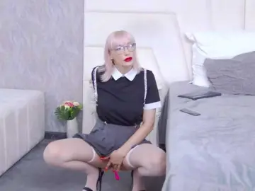 Bongacams Best live sex cam show of LoreneMoonlight