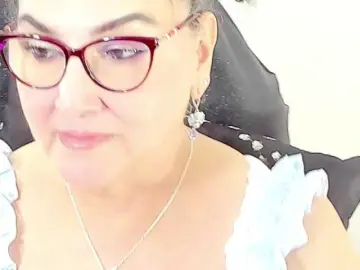 Bongacams Private Sex Chat of cataleya-mom