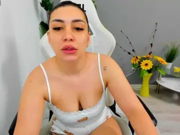 Bongacams Live Sex of EveeEvian