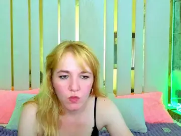 Bongacams Free Porn Cam of KirraSalute