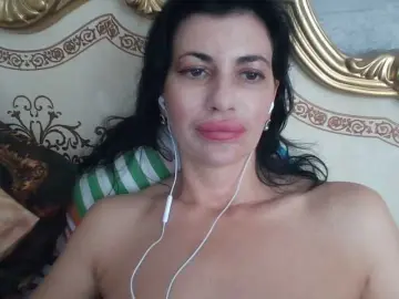 Bongacams Adult Webcam of Rosalinda37
