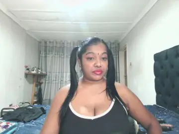 Bongacams Private Sex Chat of Indianmayaxoxo