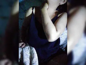 Bongacams Adult Webcam of XXhornywetprincess99XX