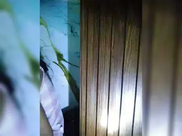 Bongacams Private Sex Chat of XXhornywetprincess99XX