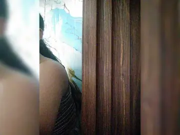 Bongacams Private Sex Chat of XXhornywetprincess99XX