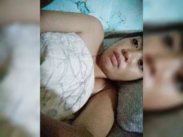 Bongacams Sex Cam of XXhornywetprincess99XX
