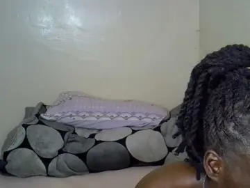 Bongacams Free Porn Cam of PetiteKitty